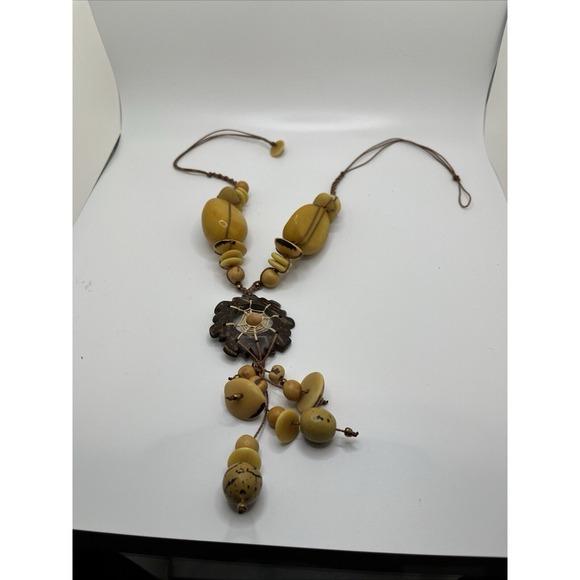 Flower Necklace Jewelry Tropical Flower Pendant with Beads Vintage‎ 22" Long - Picture 1 of 10